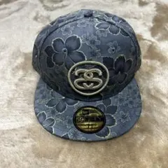 StussyとNew Eraのコラボキャップ