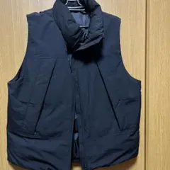 GU ブラック ヒートパデッドベスト Lサイズ　最終値下げ中