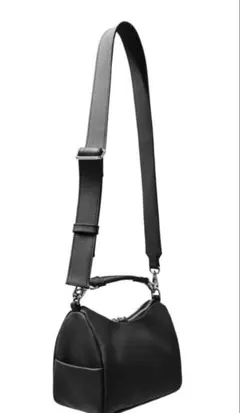新品未使用　clesste LEATHER DAYOFF BAG MINI