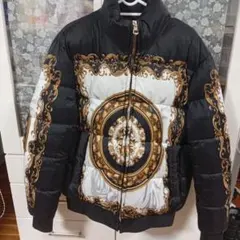 ザラ　ダウンジャケット 黒金装飾