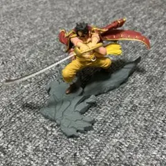 ワンピース　ロジャー　フィギュア