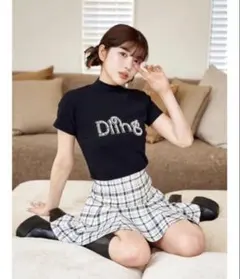 darich ダーリッチ グラフィックパールTシャツのサムネイル