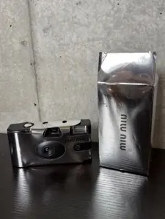 miu miu インスタントカメラ ☆未使用品☆ ミュウミュウ - メルカリ