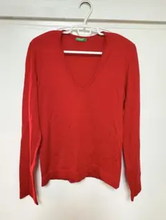 UNITED COLORS OF BENETTON レッド Vネック長袖