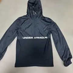 UNDER ARMOUR ブラック ウィンドブレーカー