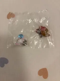 サンリオ エモきゅん2 めじるしアクセサリー くろうさ しろうさ