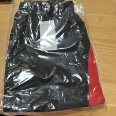 ブラック/レッド スポーツパンツ Mサイズ