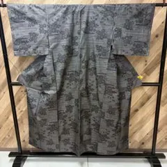 あ591 大島紬 正絹 着物 グレー 花柄 袷のサムネイル
