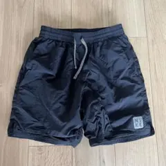 Nike ブラック ショートパンツ　水陸