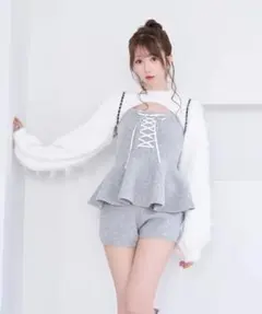 Rosé Muse ロゼミューズFringe knit 3P setセットアップ Rosé Muse ロゼミューズFringe knit 3P setセットアップ - メルカリ