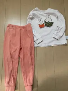 キッズ　パジャマ　ミッフィー　UNIQLO 100