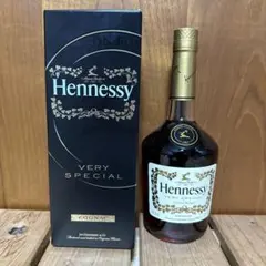 헤네시 베리 스페셜 코냑 700ml 박스형