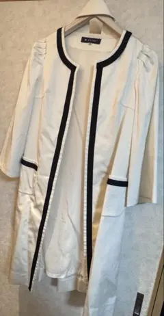 Item thumbnail for item e87e2270-8339-4194-a588-51b9a1ce2c9a