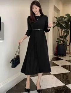 新品　ブラックプリーツワンピース　卒業　卒園
