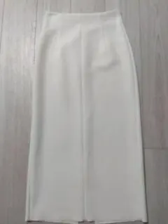 イレーブ　ボンディング素材タイトスカート
