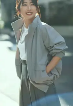 新品！ユニクロウィンドプルーフスタンドブルゾン　レディースM