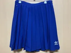 adidas プリーツスカート 青のサムネイル