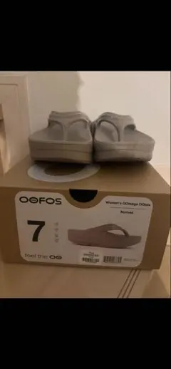 OOFOS OOmega OOlala サンダル Nomadのサムネイル