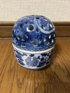 【美術工芸品】青花の陶器 染付香炉　アンティーク　工芸品　インテリア