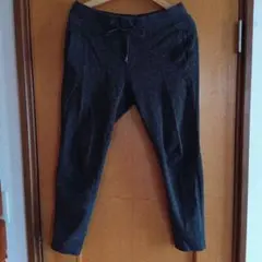 ダークグレー ジョガーパンツ スリムフィット
