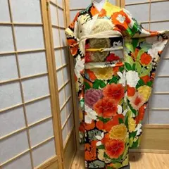 ［7143］振袖 4点セット 駒刺繍 牡丹花亀甲 成人式 卒業式 正絹 着物 袷