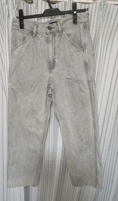 UNIQLO JEANS ライトグレー　デニム　ス トレート　ジーンズ