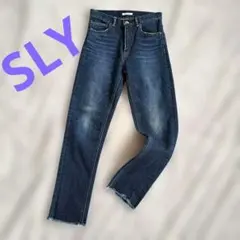 セール❤️美品SLY JEANS ストレートデニム カットオフ23のサムネイル
