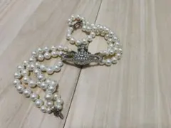 Vivienne Westwood 3連パール オーブ チョーカー シルバー系
