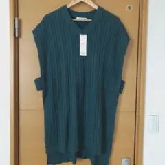 新品　サンバレー　ケーブル編みロングニットベスト　ジレ グリーン Vネック