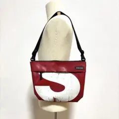 Item thumbnail for item 835fe177-10a8-4762-88cb-83d48daf1124