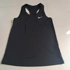 Nike The Nike Tee ブラック タンクトップのサムネイル