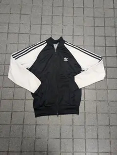 アディダス ジップアップジャケット ブラック/ホワイト