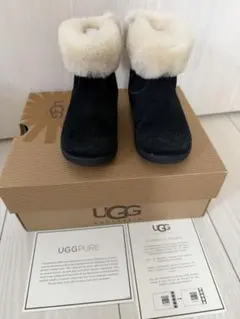 UGG Australia ブラック ブーツのサムネイル