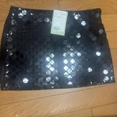 H&Mビーズ装飾 黒 タイトスカート