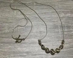 ゴールド ツイストデザイン ネックレス