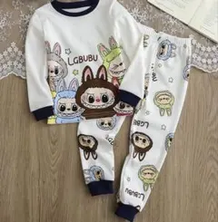 labubu パジャマ 白