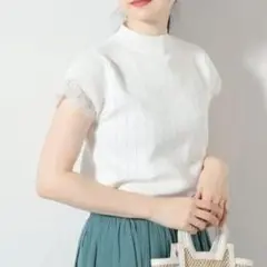 BEAMS HEART 袖レース ハイネック プルオーバー ホワイトのサムネイル