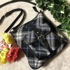 美品♡ バーバリーブルーレーベル　ショルダーバッグ　ノバチェック　ブラック　黒