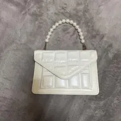 シーイン　SHEIN 新品同様ホワイト ミニバッグ キルティング