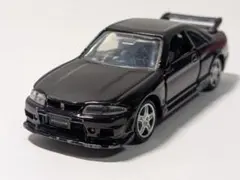 トミカプレミアム　日産　スカイライン　GT-R R33　5周年記念仕様のサムネイル