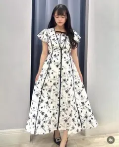 evelyn ワンピース　ホワイト　花柄　即日発送