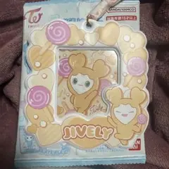 TWICE JIVELY カードホルダー　ジヒョ