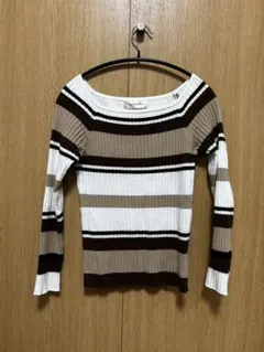 ストライプオフショルダー長袖ニット M