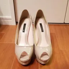 ROSESSENCEパンプス今月中のみ販売