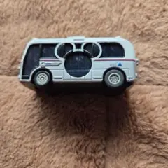 ミッキーマウスデザイン ミニバス 約8cm