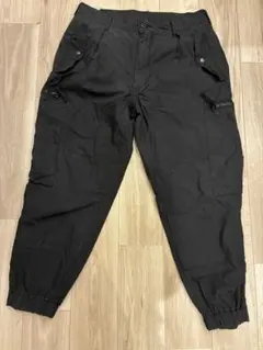 EDWINブラックカーゴパンツジッパーポケット付