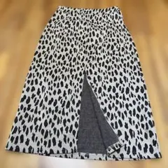 ヒョウ柄タイトスカート
