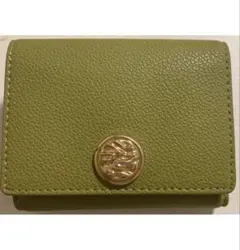 チャールズ&キース　財布　グリーン　ウォレット　avocado