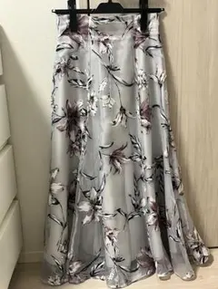 ジャスグリッティー　フラワープリント フレアスカート 0サイズ グレー系