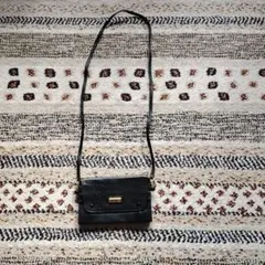 黒いレザー スマホショルダーバッグ